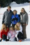 Lech, 23 Februari 2015
Jaarlijkse fotoshoot koninklijke Familie in Lech met Koning willem Alexander, Koningin Maxima, Prinses Beatrix,Prinses Amalia, Prinses Alexia en Prinses Ariane