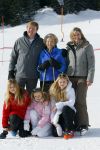 Lech, 23 Februari 2015
Jaarlijkse fotoshoot koninklijke Familie in Lech met Koning willem Alexander, Koningin Maxima, Prinses Beatrix,Prinses Amalia, Prinses Alexia en Prinses Ariane