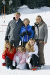 Lech, 23 Februari 2015
Jaarlijkse fotoshoot koninklijke Familie in Lech met Koning willem Alexander, Koningin Maxima, Prinses Beatrix,Prinses Amalia, Prinses Alexia en Prinses Ariane