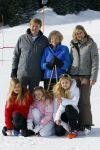 Lech, 23 Februari 2015
Jaarlijkse fotoshoot koninklijke Familie in Lech met Koning willem Alexander, Koningin Maxima, Prinses Beatrix,Prinses Amalia, Prinses Alexia en Prinses Ariane
