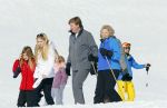 Lech, 23 Februari 2015
Jaarlijkse fotoshoot koninklijke Familie in Lech met Koning willem Alexander, Koningin Maxima, Prinses Beatrix,Prinses Amalia, Prinses Alexia en Prinses Ariane