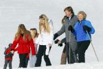 Lech, 23 Februari 2015
Jaarlijkse fotoshoot koninklijke Familie in Lech met Koning willem Alexander, Koningin Maxima, Prinses Beatrix,Prinses Amalia, Prinses Alexia en Prinses Ariane