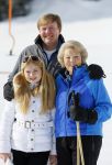 Lech, 23 Februari 2015
Jaarlijkse fotoshoot koninklijke Familie in Lech met Koning willem Alexander, Koningin Maxima, Prinses Beatrix,Prinses Amalia, Prinses Alexia en Prinses Ariane