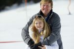 Lech, 23 Februari 2015
Jaarlijkse fotoshoot koninklijke Familie in Lech met Koning willem Alexander, Koningin Maxima, Prinses Beatrix,Prinses Amalia, Prinses Alexia en Prinses Ariane