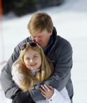 Lech, 23 Februari 2015
Jaarlijkse fotoshoot koninklijke Familie in Lech met Koning willem Alexander, Koningin Maxima, Prinses Beatrix,Prinses Amalia, Prinses Alexia en Prinses Ariane