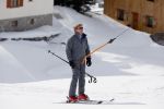 Lech, 23 Februari 2015
Jaarlijkse fotoshoot koninklijke Familie in Lech met Koning willem Alexander, Koningin Maxima, Prinses Beatrix,Prinses Amalia, Prinses Alexia en Prinses Ariane