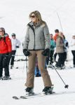 Lech, 23 Februari 2015
Jaarlijkse fotoshoot koninklijke Familie in Lech met Koning willem Alexander, Koningin Maxima, Prinses Beatrix,Prinses Amalia, Prinses Alexia en Prinses Ariane