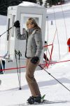 Lech, 23 Februari 2015
Jaarlijkse fotoshoot koninklijke Familie in Lech met Koning willem Alexander, Koningin Maxima, Prinses Beatrix,Prinses Amalia, Prinses Alexia en Prinses Ariane