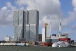 Rotterdam 1 maart 2015
Madonna en vriend Timo Scheffers hebben een penthouse gekocht in het nieuwe gebouw de Rotterdam naast Hotel New York in . Madonna wil vanaf hier met haar prive vliegtuig haar tour gaan maken. Het Penthouse is 750m2 met een dakterras van 70m2