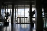 Rotterdam 1 maart 2015
Madonna en vriend Timo Scheffers hebben een penthouse gekocht in het nieuwe gebouw de Rotterdam naast Hotel New York in . Madonna wil vanaf hier met haar prive vliegtuig haar tour gaan maken. Het Penthouse is 750m2 met een dakterras van 70m2