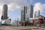 Rotterdam 1 maart 2015
Madonna en vriend Timo Scheffers hebben een penthouse gekocht in het nieuwe gebouw de Rotterdam naast Hotel New York in . Madonna wil vanaf hier met haar prive vliegtuig haar tour gaan maken. Het Penthouse is 750m2 met een dakterras van 70m2