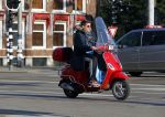 Amsterdam 13 februari 2015
Martijn Krabbe op zijn rode vespa scooter