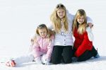 Lech, 23 Februari 2015
Jaarlijkse fotoshoot koninklijke Familie in Lech met Koning willem Alexander, Koningin Maxima, Prinses Beatrix,Prinses Amalia, Prinses Alexia en Prinses Ariane