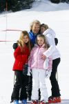 Lech, 23 Februari 2015
Jaarlijkse fotoshoot koninklijke Familie in Lech met Koning willem Alexander, Koningin Maxima, Prinses Beatrix,Prinses Amalia, Prinses Alexia en Prinses Ariane