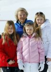Lech, 23 Februari 2015
Jaarlijkse fotoshoot koninklijke Familie in Lech met Koning willem Alexander, Koningin Maxima, Prinses Beatrix,Prinses Amalia, Prinses Alexia en Prinses Ariane