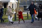 Uitdam Zuiderwoude Amsterdam 19 februari 2015
De ouders van katja Schuurman halen Sammie van School en Thijs heeft een nieuw appartement in Amsterdam.