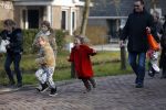 Uitdam Zuiderwoude Amsterdam 19 februari 2015
De ouders van katja Schuurman halen Sammie van School en Thijs heeft een nieuw appartement in Amsterdam.