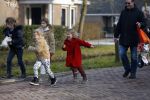 Uitdam Zuiderwoude Amsterdam 19 februari 2015
De ouders van katja Schuurman halen Sammie van School en Thijs heeft een nieuw appartement in Amsterdam.