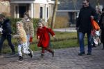 Uitdam Zuiderwoude Amsterdam 19 februari 2015
De ouders van katja Schuurman halen Sammie van School en Thijs heeft een nieuw appartement in Amsterdam.