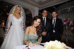 Utrecht, 5 Januari 2015
Trouwen Redouan Diba met Jessica Diba
Getuigen waren Wesley Sneijder en Yolanthe Sneijder