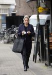 Amsterdam 2 maart 2015
Zangeres Dominique v Hulst op de cornelis schuytstraat