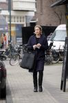 Amsterdam 2 maart 2015
Zangeres Dominique v Hulst op de cornelis schuytstraat