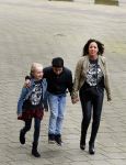 Amsterdam 13 februari 2016 
Premiere Zootropolis in het tropenmuseum.
Aicha Margadi en Kenza en vriendin Lola