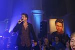 Amsterdam 10 maart 2016 
Concert en cd presenattie van Andre Hazes jr in de duif. Johnny de Mol reikt de eerste cd uit.