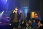 Amsterdam 10 maart 2016 
Concert en cd presenattie van Andre Hazes jr in de duif. Johnny de Mol reikt de eerste cd uit.