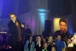 Amsterdam 10 maart 2016 
Concert en cd presenattie van Andre Hazes jr in de duif. Johnny de Mol reikt de eerste cd uit.