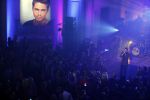 Amsterdam 10 maart 2016 
Concert en cd presenattie van Andre Hazes jr in de duif. Johnny de Mol reikt de eerste cd uit.