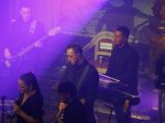 Amsterdam 10 maart 2016 
Concert en cd presenattie van Andre Hazes jr in de duif. Johnny de Mol reikt de eerste cd uit.