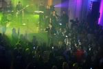 Amsterdam 10 maart 2016 
Concert en cd presenattie van Andre Hazes jr in de duif. Johnny de Mol reikt de eerste cd uit.