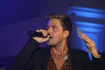 Amsterdam 10 maart 2016 
Concert en cd presenattie van Andre Hazes jr in de duif. Johnny de Mol reikt de eerste cd uit.