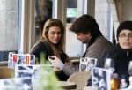 Amsterdam 12 februari 2016
Rick Brandsteder met (zijn) vriendin Anna Sophia v Zweden de ochter van Jaap v Zweden op terras en omarmd op straat