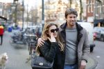 Amsterdam 12 februari 2016
Rick Brandsteder met (zijn) vriendin Anna Sophia v Zweden de ochter van Jaap v Zweden op terras en omarmd op straat