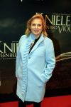 Amsterdam 22 februari 2016
Premiere Knielen op een Bed Violen in Tuschinski , Noortje Herlaar en partner Barry Atsma spelen de hoofdrol. Anneke Blok