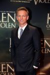 Amsterdam 22 februari 2016
Premiere Knielen op een Bed Violen in Tuschinski , Noortje Herlaar en partner Barry Atsma spelen de hoofdrol.