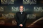 Amsterdam 22 februari 2016
Premiere Knielen op een Bed Violen in Tuschinski , Noortje Herlaar en partner Barry Atsma spelen de hoofdrol.  Ben Sombogaart