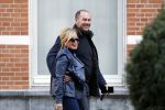 Amsterdam 12 februari 2016 
Connie Breukhoven met verloofde Eugene v Dun op straat
