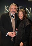 Amsterdam 22 februari 2016
Premiere Knielen op een Bed Violen in Tuschinski , Noortje Herlaar en partner Barry Atsma spelen de hoofdrol. Derek de Lint en partner Dorith Jesserun