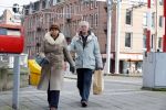 Amsterdam 24 februari 2016
Hans Dagelet met zijn vrouw op straat