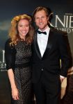 Amsterdam 22 februari 2016
Premiere Knielen op een Bed Violen in Tuschinski , Noortje Herlaar en partner Barry Atsma spelen de hoofdrol.  
Isabelle v t Groenewoud en partner .....