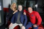 Den Haag 12 februari 2016
Samantha ( Barbie) en haar man Michael v d Plas met hun manager Jake Hampel zijn vrouw en hun PT