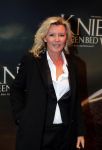 Amsterdam 22 februari 2016
Premiere Knielen op een Bed Violen in Tuschinski , Noortje Herlaar en partner Barry Atsma spelen de hoofdrol. Saskia Noort en Kluun, raymond van der Klundert