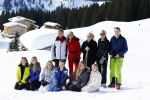 Lech, 22 Februari 2016
Jaarlijkse fotopersdag Koninklijk huis
Koning Willem Alexander Koningin Maxima Prinses Amalia Prinses Alexia Prinses Ariane Prins Constatijn Prinses Laurentien Prinses Eloise Prins Claus-Casimir en Prinses Leonore Prinses Beatrix