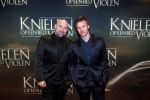 Amsterdam 22 februari 2016
Premiere Knielen op een Bed Violen in Tuschinski , Noortje Herlaar en partner Barry Atsma spelen de hoofdrol. Loek Peters met ...