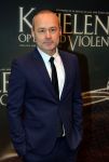 Amsterdam 22 februari 2016
Premiere Knielen op een Bed Violen in Tuschinski , Noortje Herlaar en partner Barry Atsma spelen de hoofdrol. Marcel Hensema