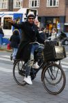 Amsterdam 16 februari 2016 
Mari v d Ven bij zijn huis dat hij net verkocht heeft.