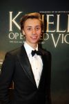 Amsterdam 22 februari 2016
Premiere Knielen op een Bed Violen in Tuschinski , Noortje Herlaar en partner Barry Atsma spelen de hoofdrol. Nils Verkooijen, Gaite Jansen, Willem Voogd